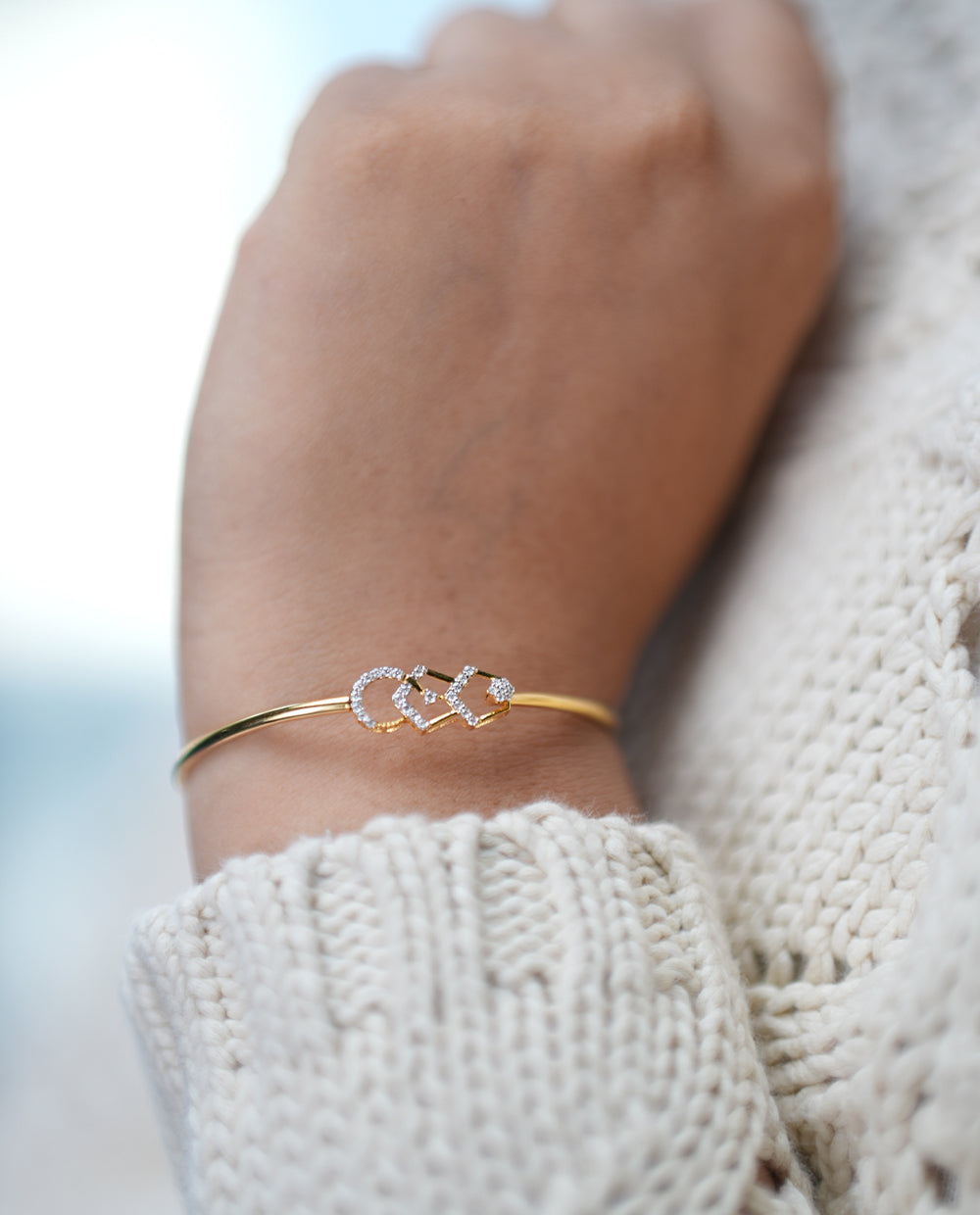 Ladies Diamond Bangle -18k