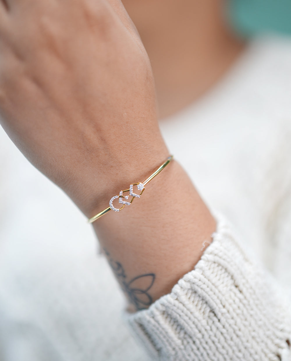 Ladies Diamond Bangle -18k