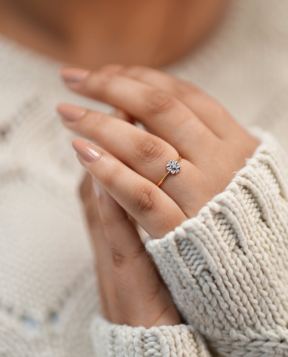 Ladies Diamond Ring Studded With 7 Natural Diamonds-18k