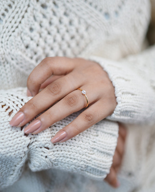 Ladies Shining Diamond Ring-18K