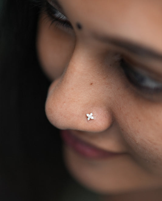 Star Diamond Nosepin-18K