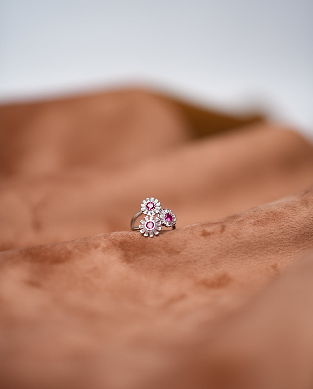 Silver Ladies Bellis Ring - 925 Silver