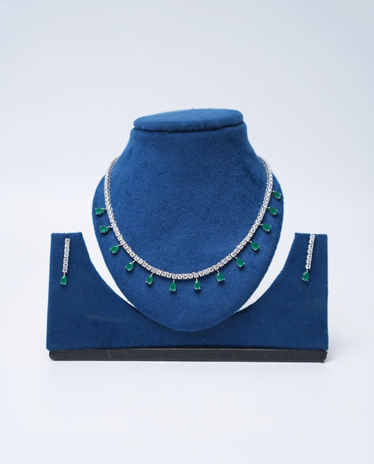 Elegent Silver Fancy Necklace
